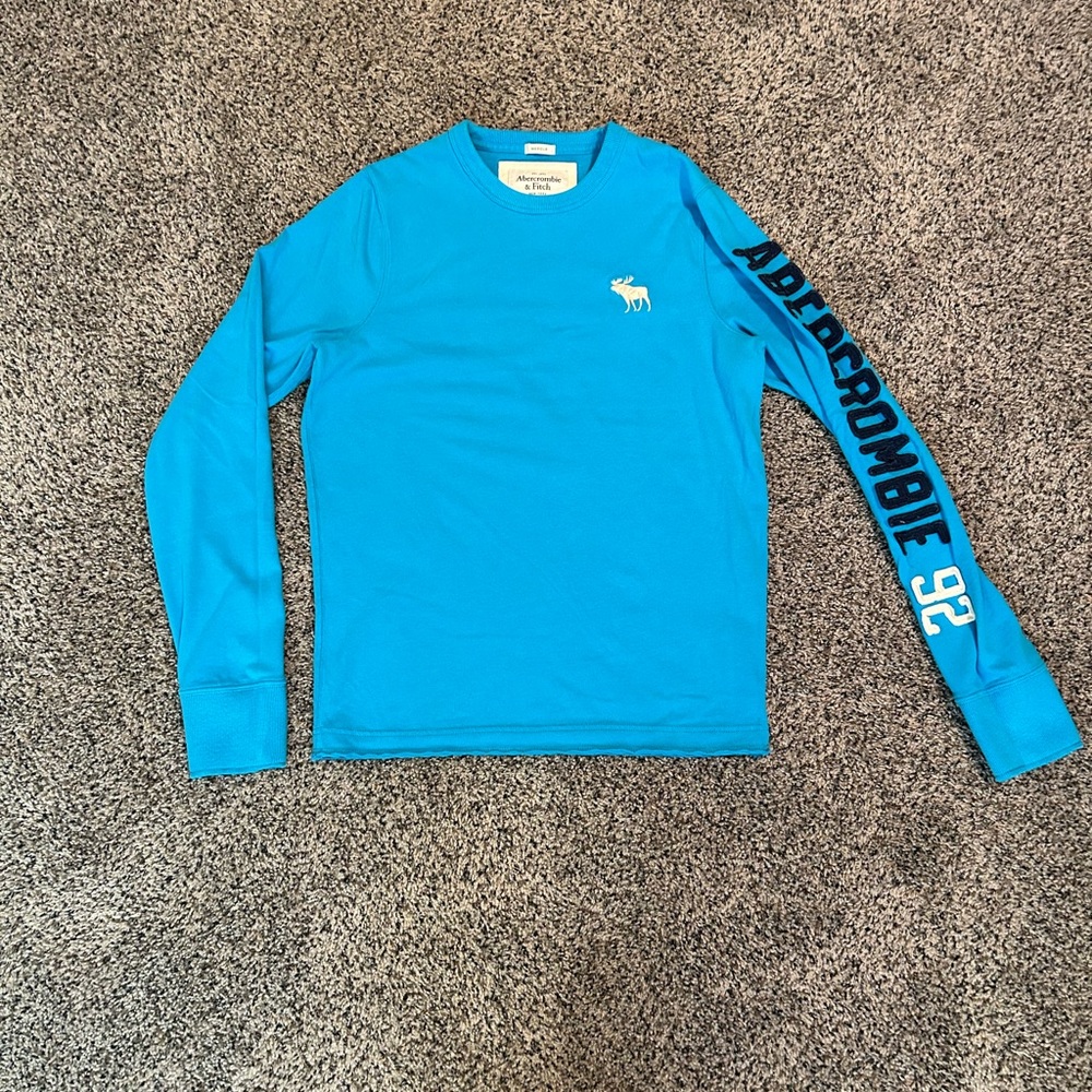 Men’s Abercrombie & Fitch Long Sleeve Teal Muscle Fit T-Shirt- Size Medium!